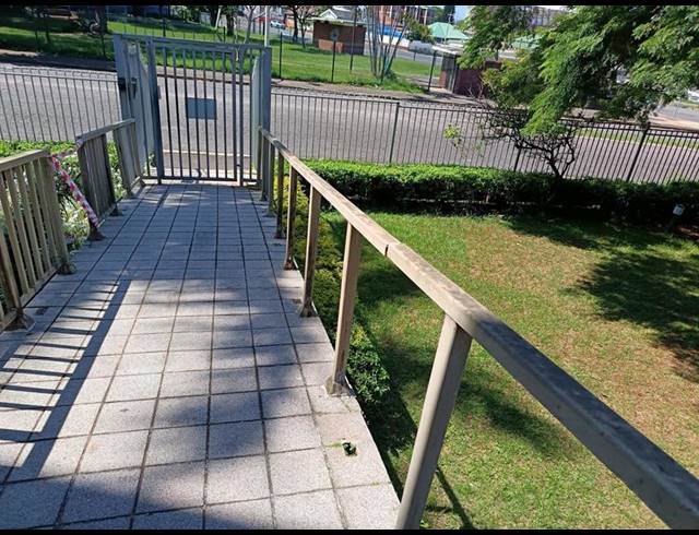 2 BEDROOM APARTMENT FOR SALE IN WINDERMERE